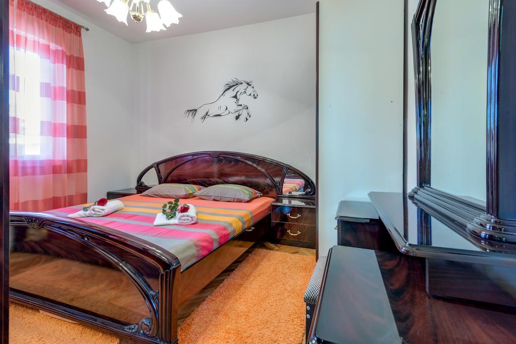 Apartment Marinely Каштела Екстер'єр фото